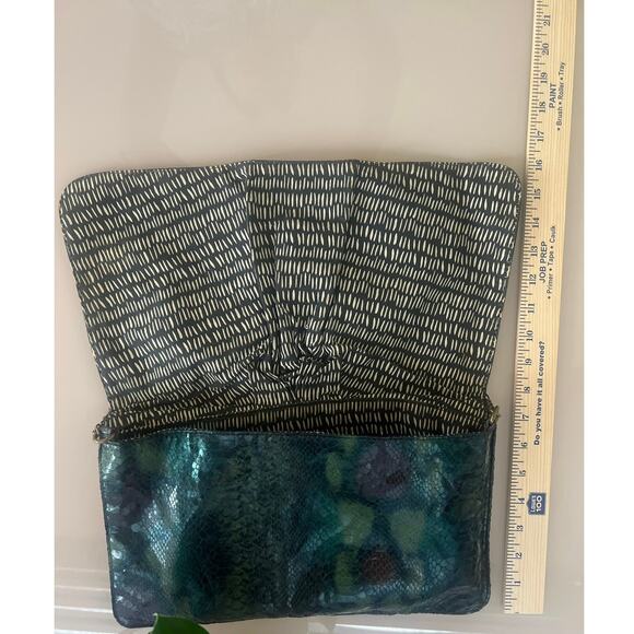 Vintage Deena & Ozzy  Snakeskin Print Leather 100% PU  Small Clutch Wallet green - Picture 7 of 13